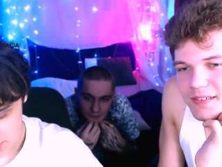 lucas-long webcam model