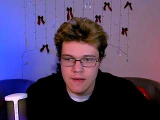 lucas-long Live Webcam on CamSoda