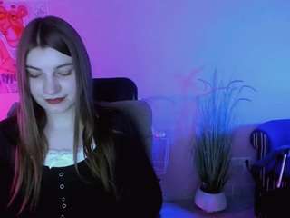 lucas-long webcam model