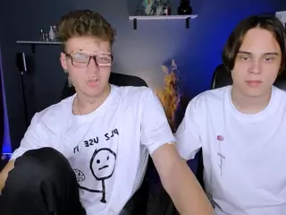 lucas-long's Live Sex Cam Show