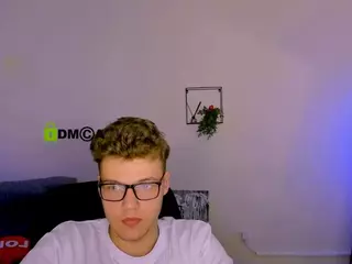 lucas-long's Live Sex Cam Show
