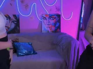 niki-miki live cam preview