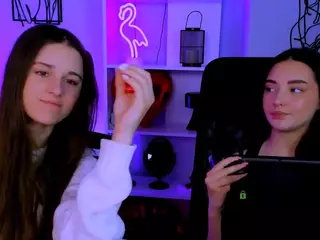 niki-miki's Live Sex Cam Show