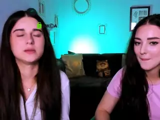 niki-miki's Live Sex Cam Show