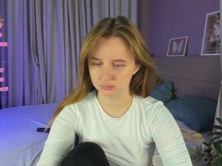 Rina live webcam show