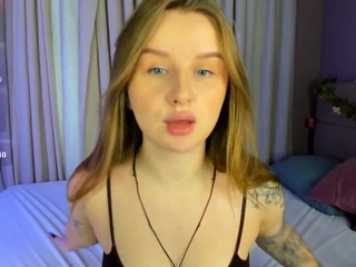 Rina live cam preview