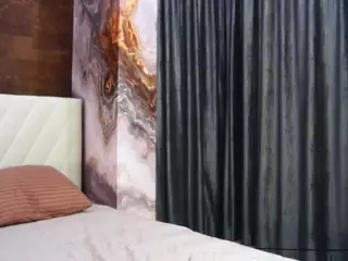 AraFlitton's Live Sex Cam Show