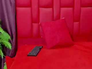 artemisarusso's Live Sex Cam Show