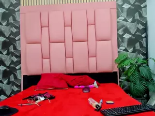 artemisarusso's Live Sex Cam Show