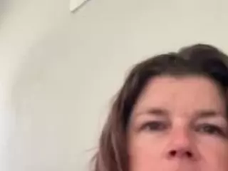 Beach-girlie's Live Sex Cam Show