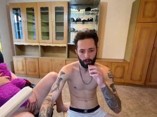 devil15anna's CamSoda show and profile