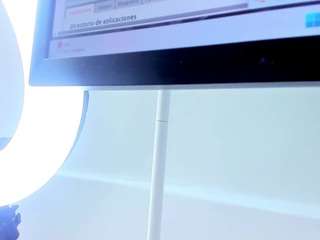  ikia-lopezz chat room