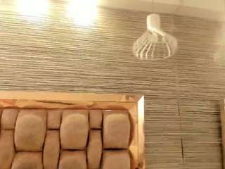 Ikia-Lopezz live cam preview