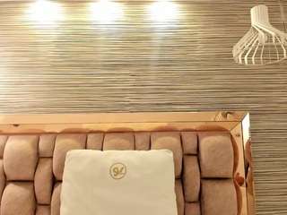 Ikia-Lopezz live cam preview