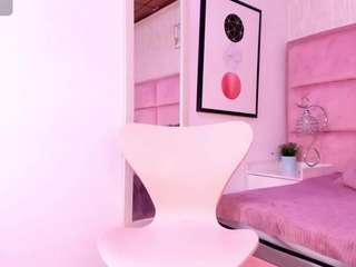 janah-myers Live Webcam on CamSoda