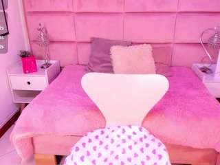 janah-myers Live Webcam on CamSoda