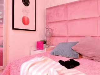 janah-myers live cam profile