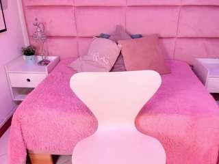 janah-myers live cam profile