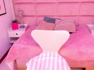 janah-myers live cam profile