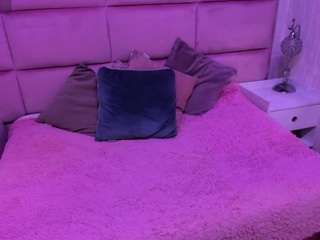 Questo modello è in diretta ora. janah-myers
