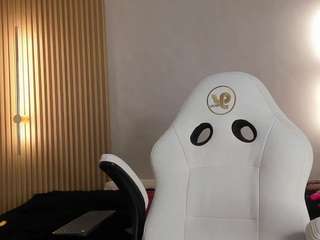 Liah-Cleir live webcam show