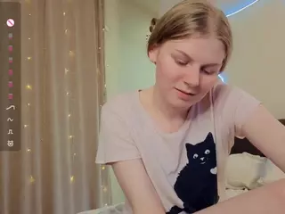 MildredChurchwell's Live Sex Cam Show