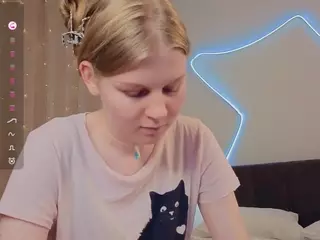 MildredChurchwell's Live Sex Cam Show