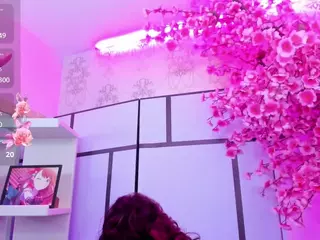 Oliv-Jones's Live Sex Cam Show