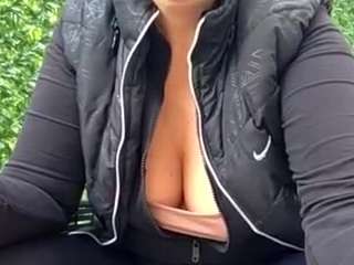 Hornybigass