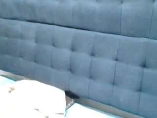xxxsexybunnyxxx's CamSoda show and profile