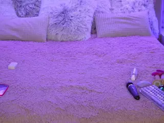 YourVivianHot's Live Sex Cam Show