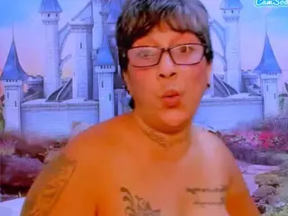 indianroxy694u's Live Sex Cam Show