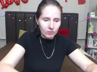 KarinaSwanNest's Live Sex Cam Show