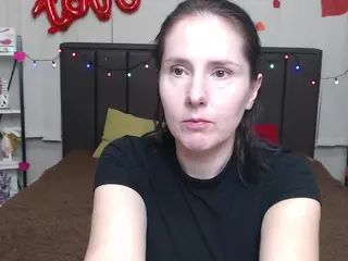 KarinaSwanNest's Live Sex Cam Show