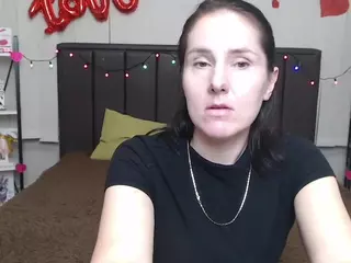 KarinaSwanNest's Live Sex Cam Show
