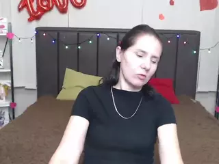KarinaSwanNest's Live Sex Cam Show
