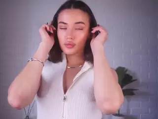 LynetteBaile's Live Sex Cam Show