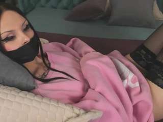 Naughty_Cherry live cam preview
