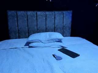 alaskaflowers's live room