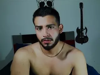 ErosLatino's Live Sex Cam Show