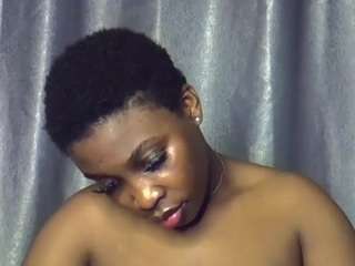 freakybrula webcam model
