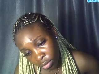 freakybrula's CamSoda show and profile