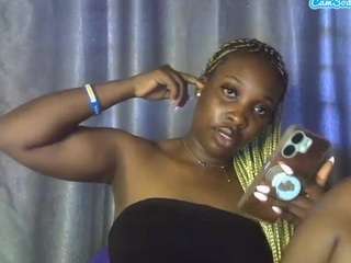 freakybrula's CamSoda show and profile