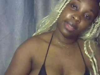 freakybrula Live Webcam on CamSoda