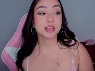 lyamiller's CamSoda show and profile