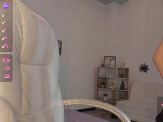 skyy-jonnes Live Webcam on CamSoda