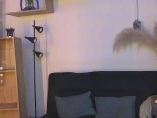 skyy-jonnes Live Webcam on CamSoda