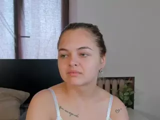 TaiteBluett's Live Sex Cam Show