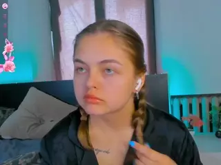 TaiteBluett's Live Sex Cam Show