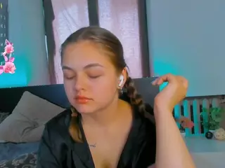 TaiteBluett's Live Sex Cam Show